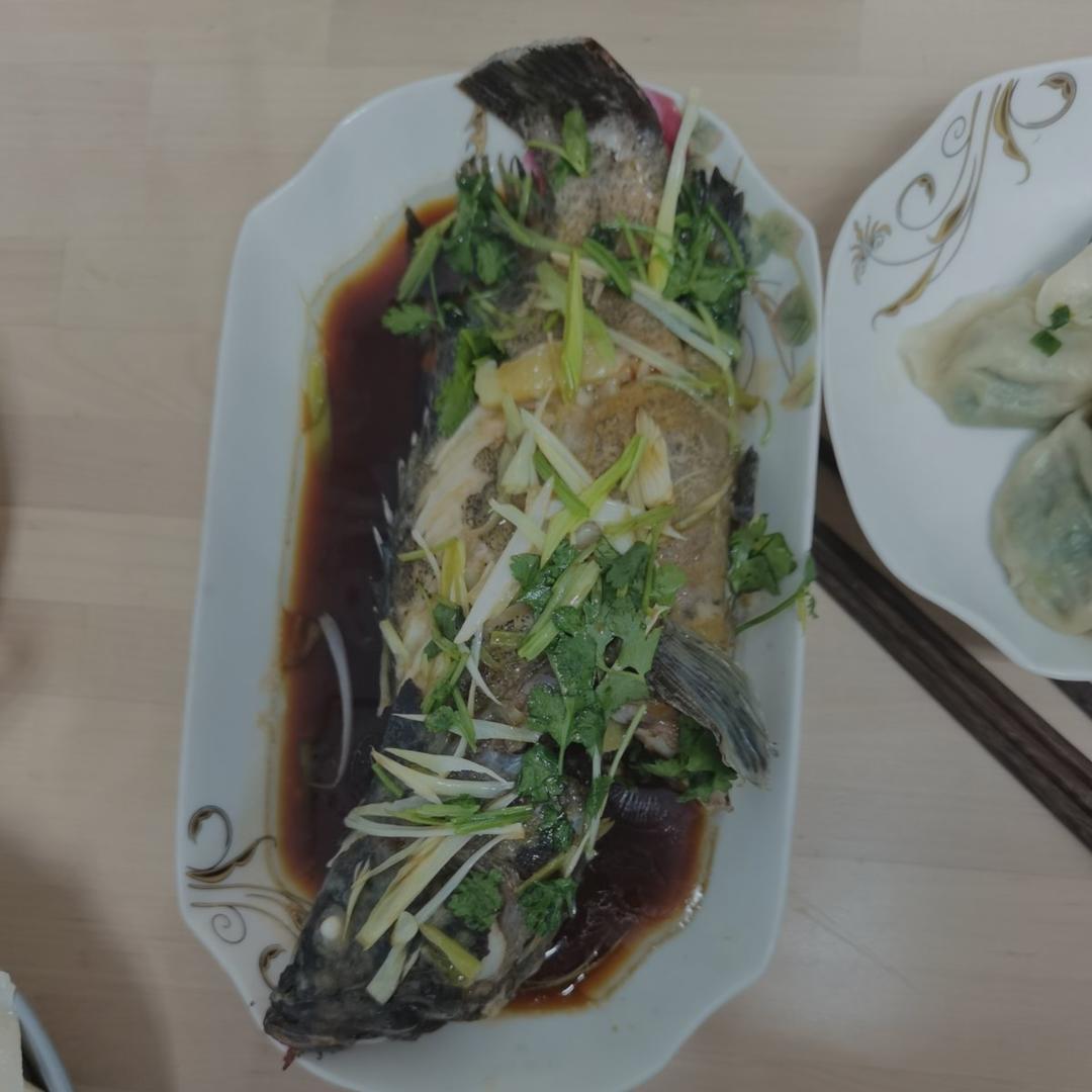 清蒸鱼（鲈鱼/多宝鱼/桂花鱼/石斑鱼……）