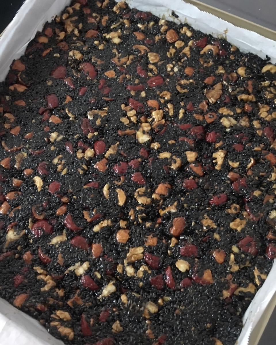 阿胶糕（固元膏）