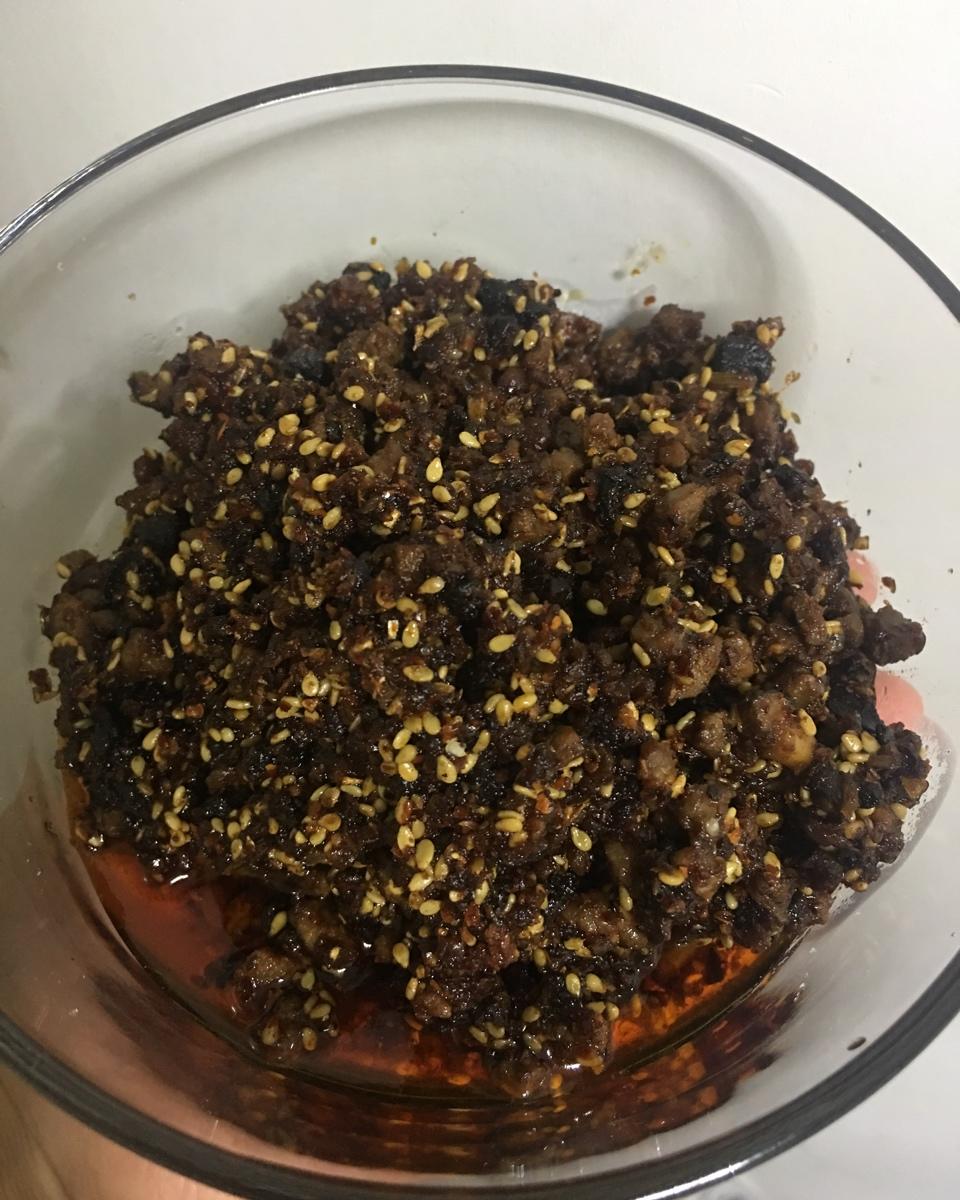 厨师长教你：“香辣牛肉酱”的做法，味美色鲜，回味悠长