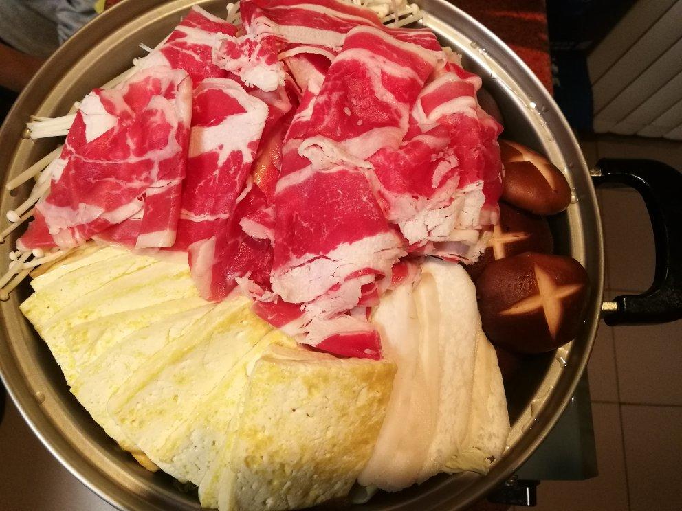 寿喜烧（日式牛肉火锅）