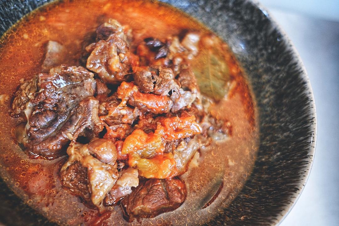 番茄炖牛腩