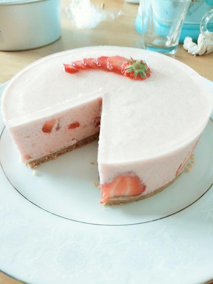 《Tinrry下午茶》教你做蓝莓益力多慕斯