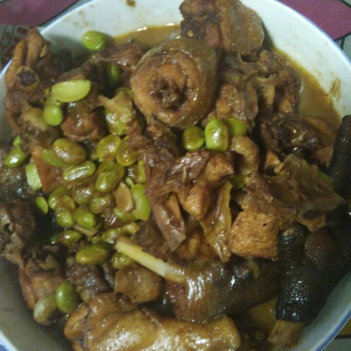 毛豆米烧子鸡