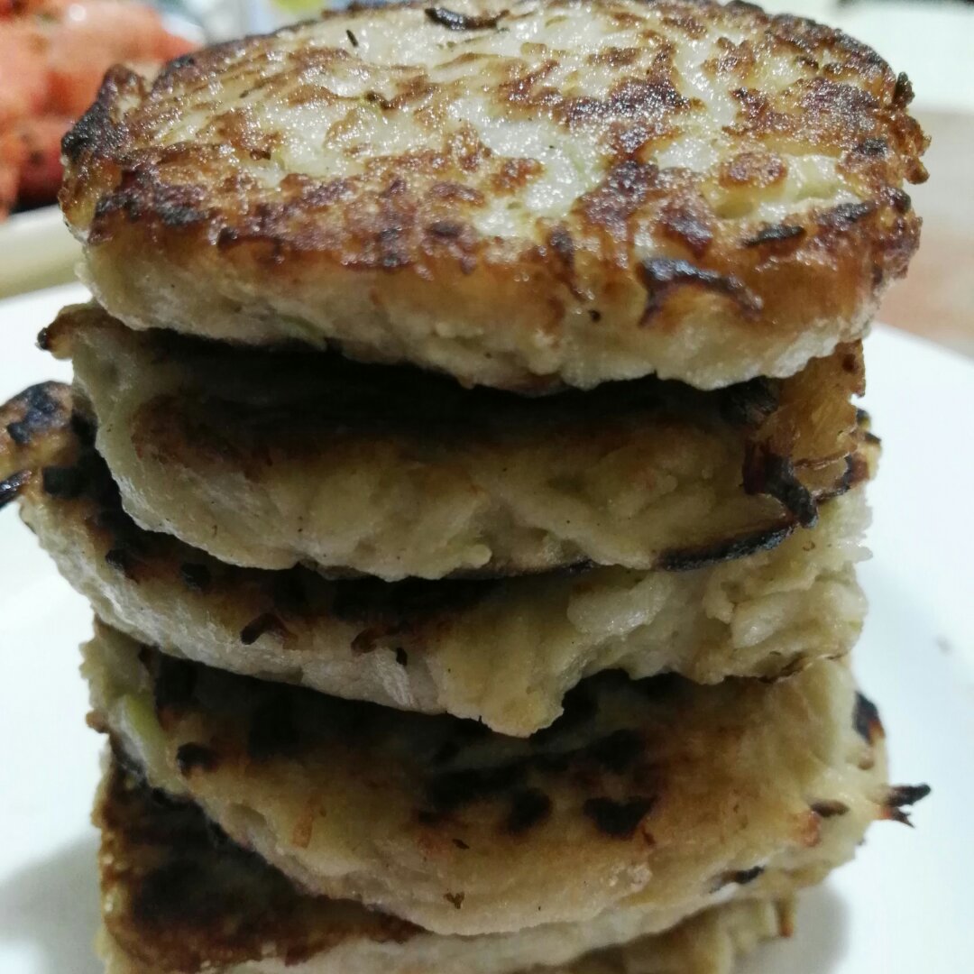 懒人快手餐：鸡蛋藕饼