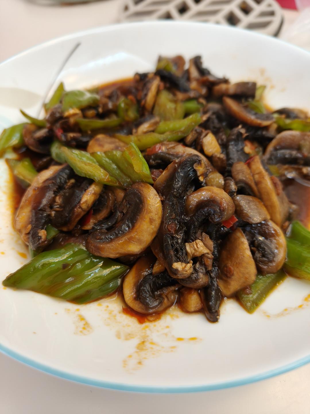 素炒鲜口蘑（白蘑菇），快手家常菜