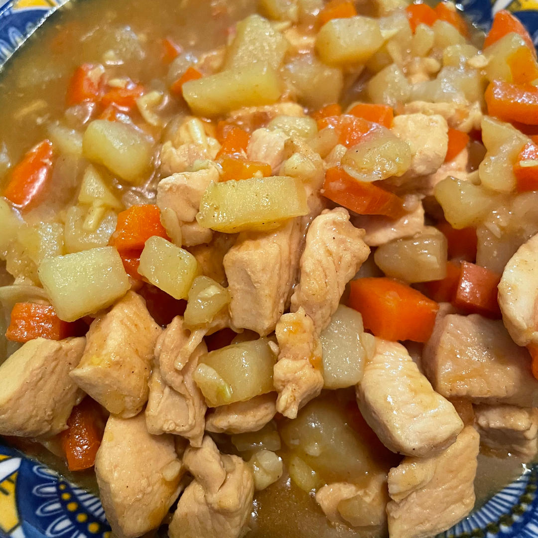 鸡肉咖喱土豆（懒人一定要收藏的菜谱😄）