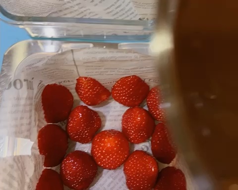 「网红草莓🍓冰山熔岩」的做法 步骤7