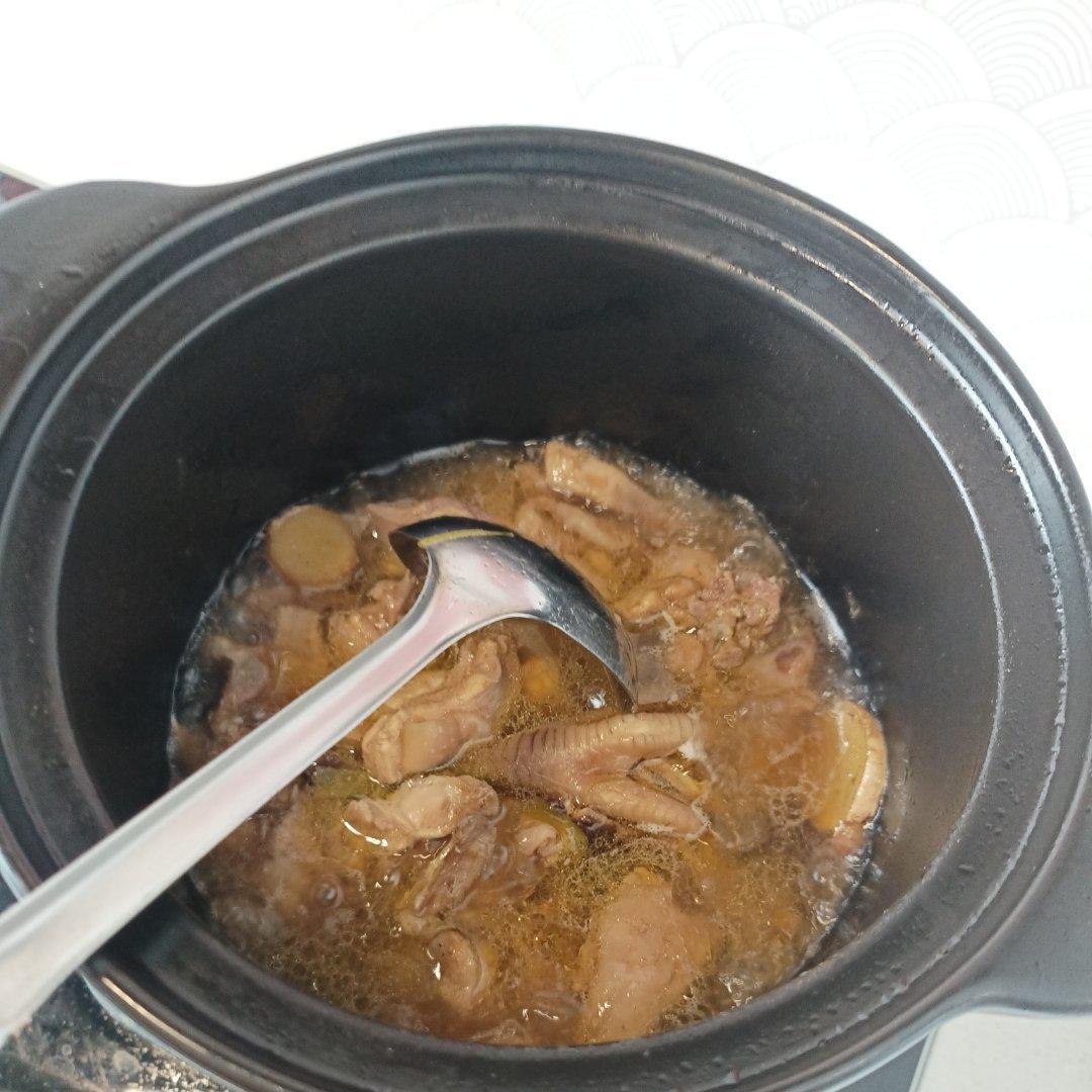 奶奶教的鲜香肥美香菇炖鸡汤