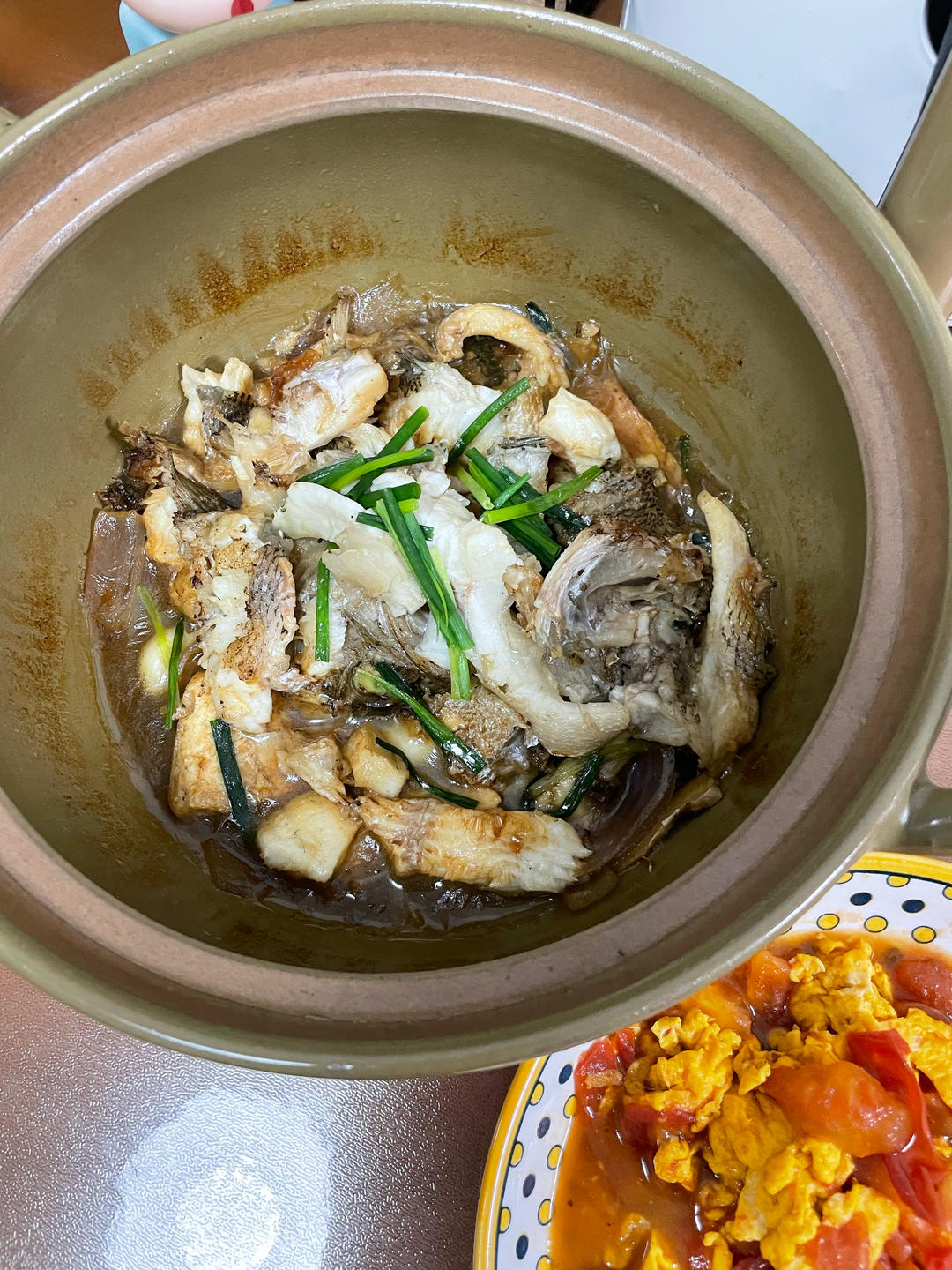 鲈鱼豆腐煲