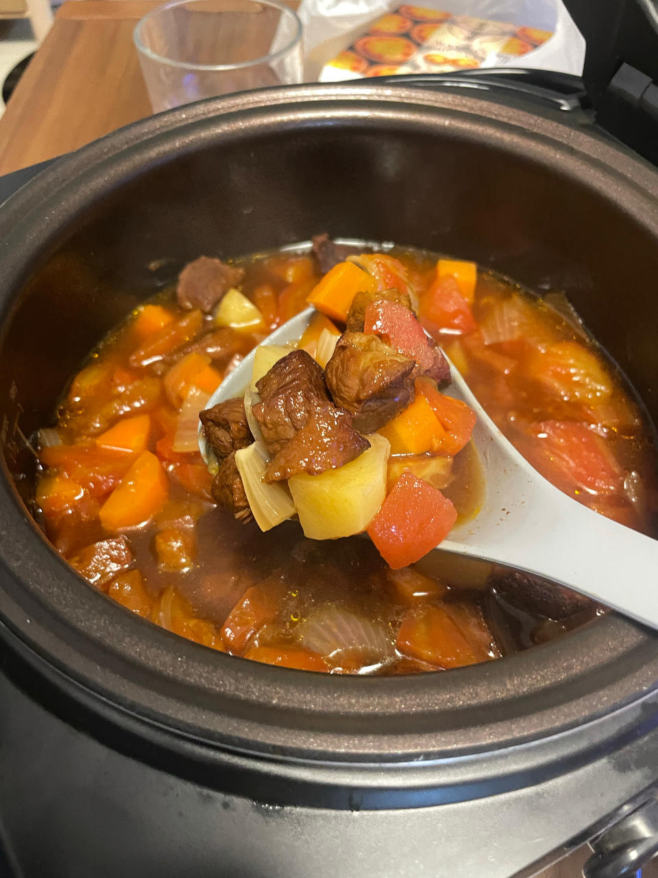🍅番茄牛腩汤、暖胃养生、简单易学