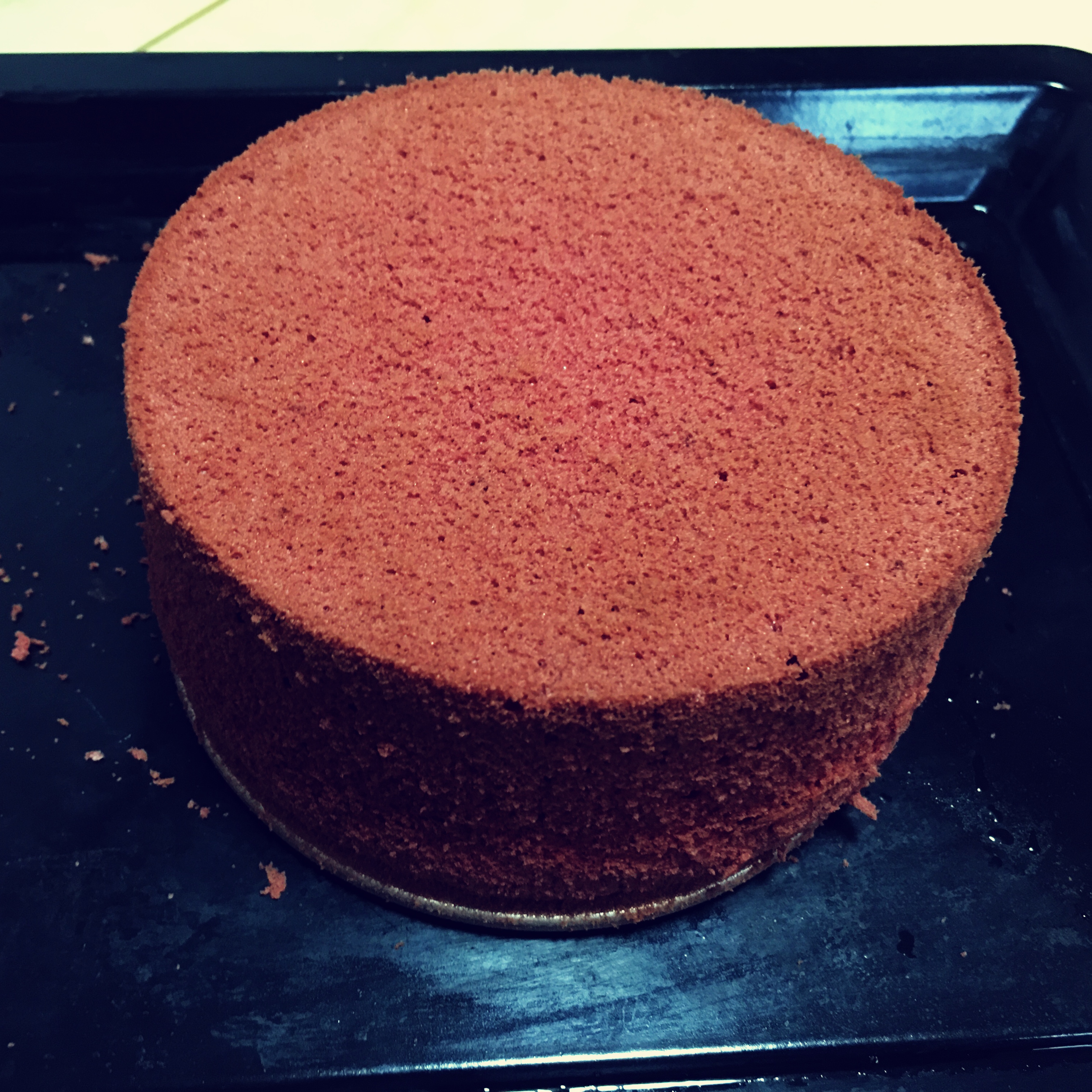 中间藏着一颗💓爱心💓的🍓草莓雪崩蛋糕🍓～（六寸）的做法 步骤2