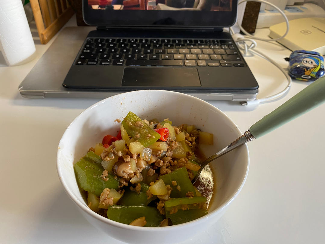 ㊙️香菇土豆肉沫拌饭❗️比外卖还好吃