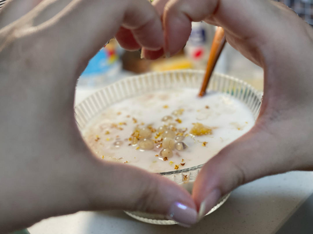 电饭煲芋圆西米露 ，巨简单❗好喝到哭😭秋冬必备