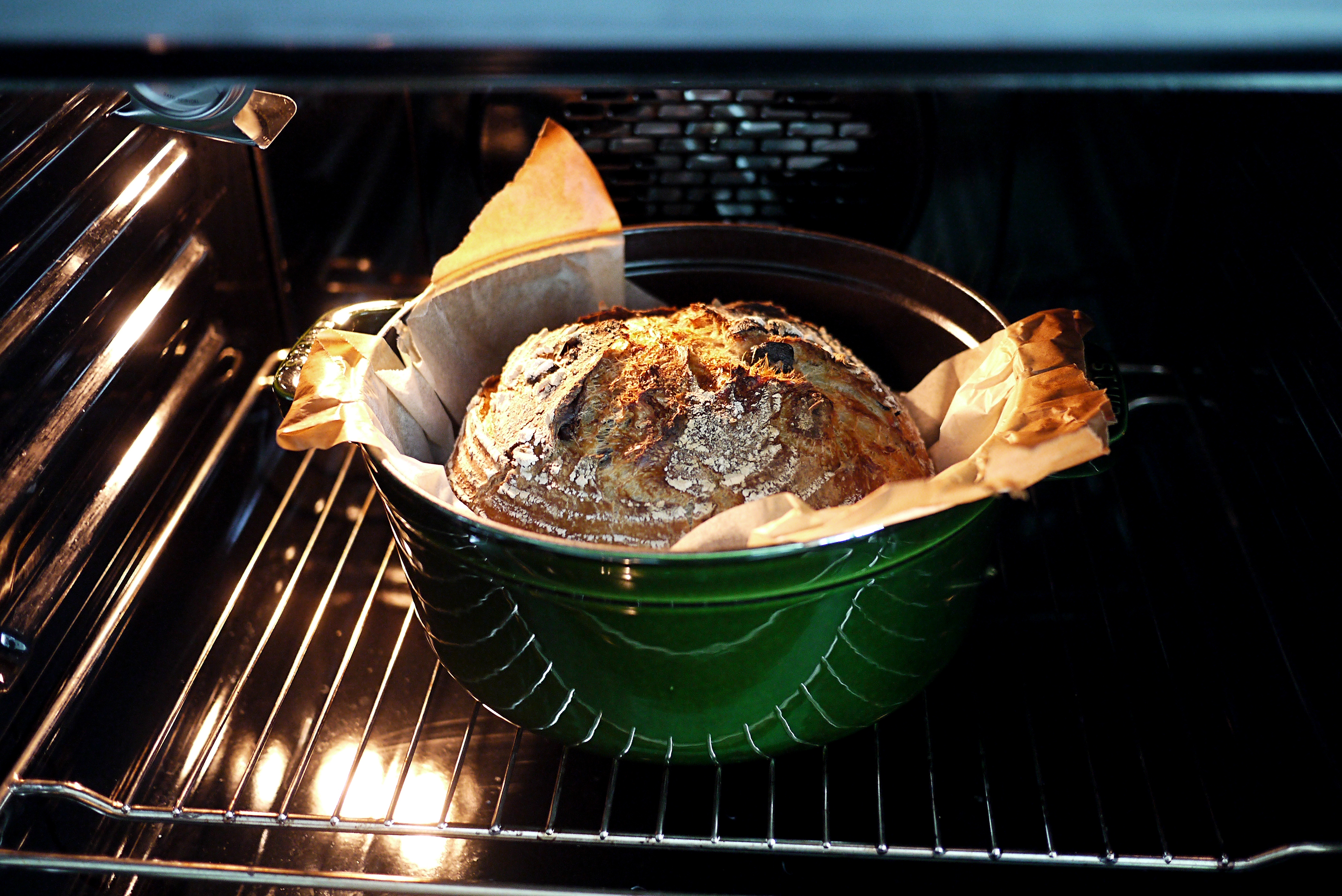 全麦山核桃橄榄欧包-Staub珐琅铸铁锅的做法 步骤10