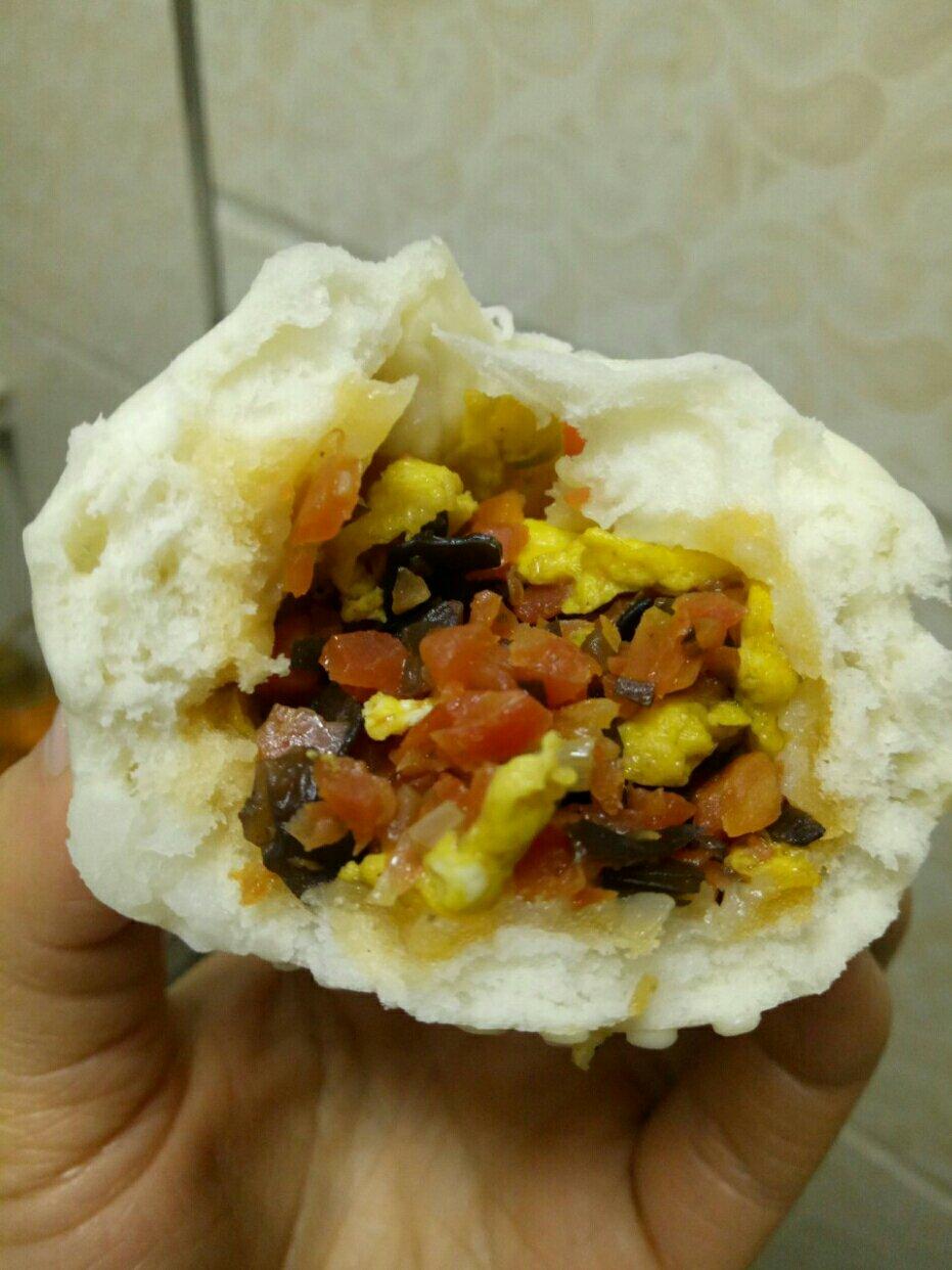 胡萝卜木耳鸡蛋素包子