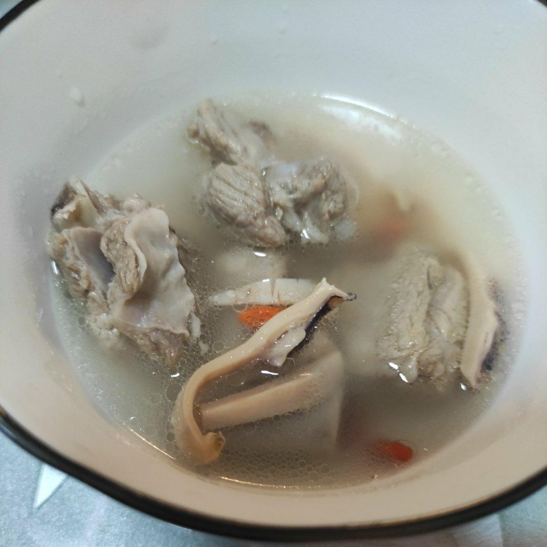 🔥最适合秋天喝的山药排骨汤，味道清甜鲜美，健脾养胃❗️