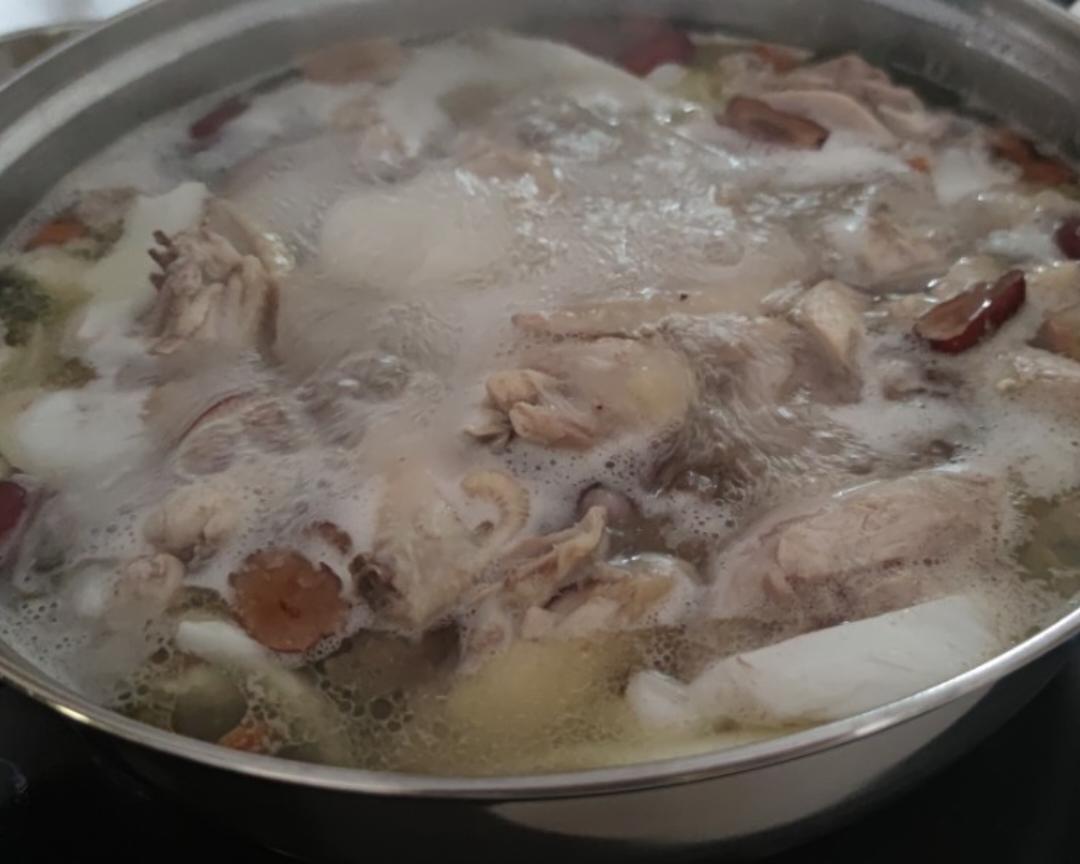 省时椰子鸡火锅