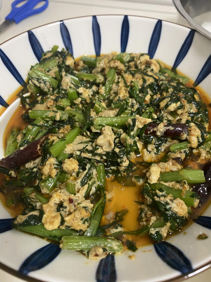 茼蒿小豆腐