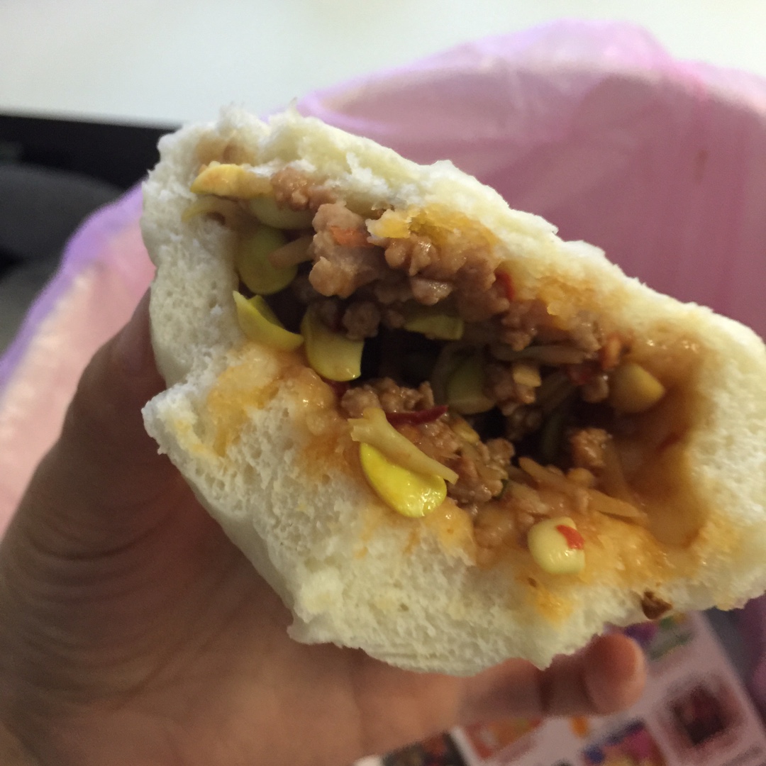 豆芽海包子