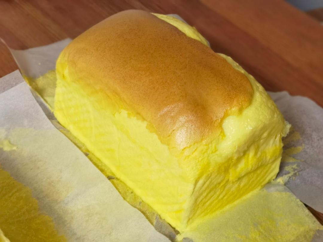 堪比柯基屁股
爆浆芝士🧀古早蛋糕