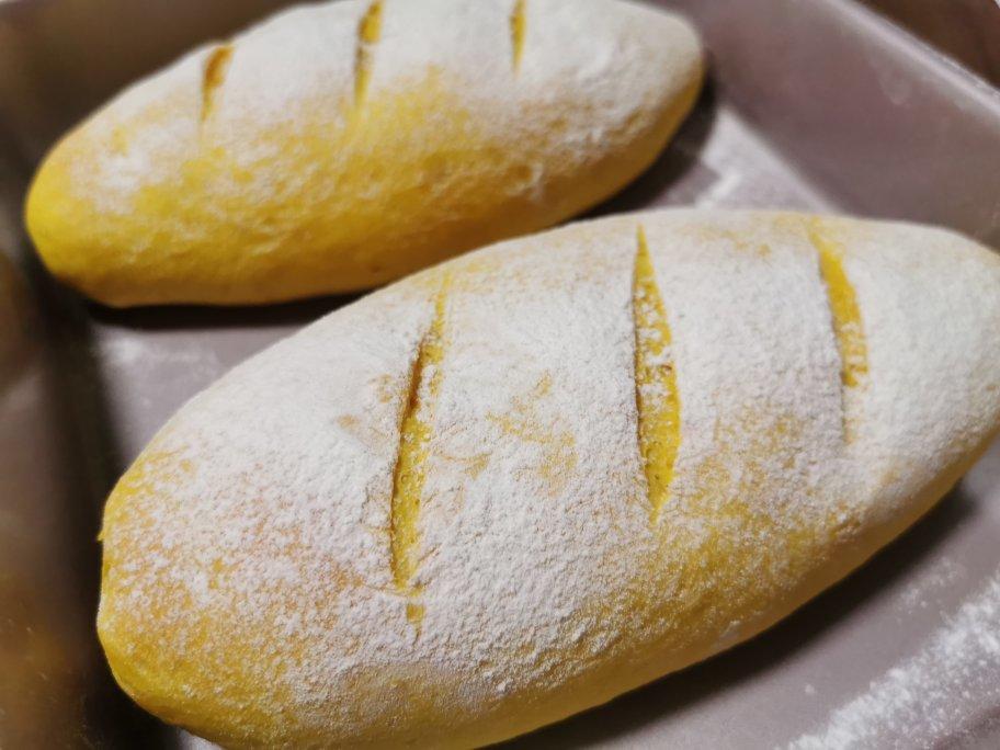 好吃到疯的南瓜奶酪软欧包