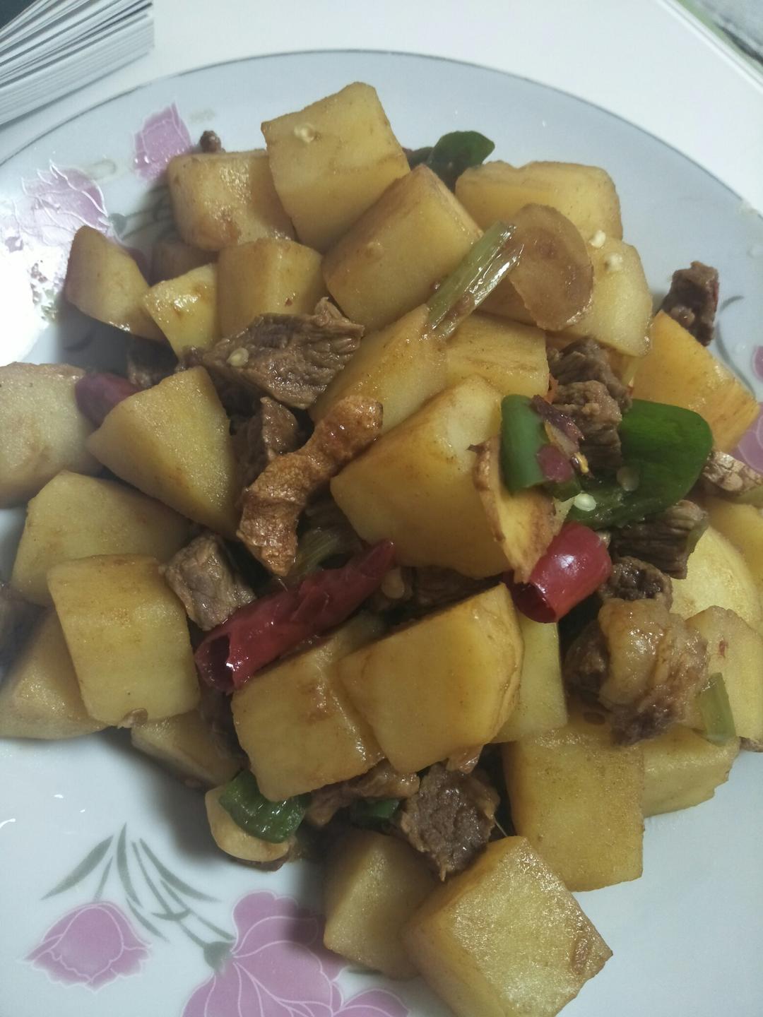土豆烧牛肉