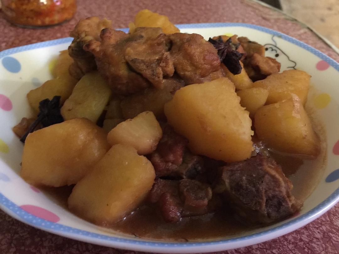 红烧排骨土豆
