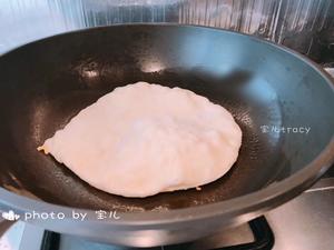 香酥鸡蛋灌饼的做法 步骤5