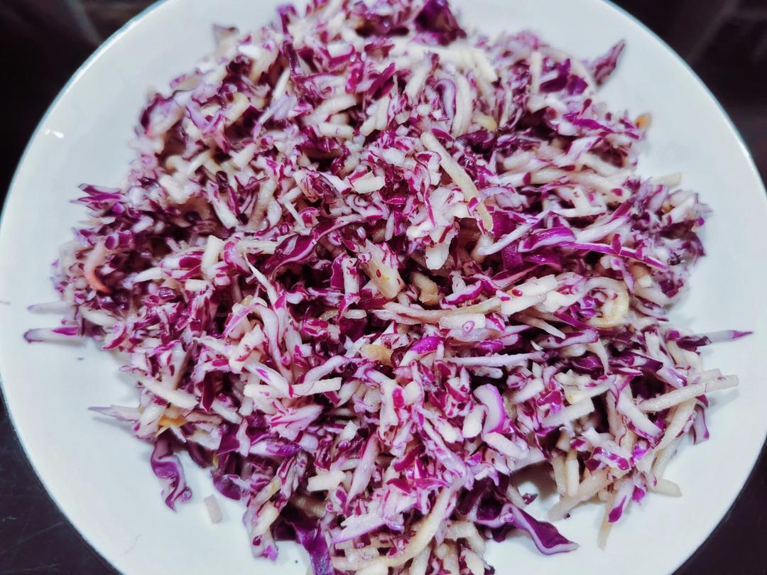 凉拌苹果紫甘蓝