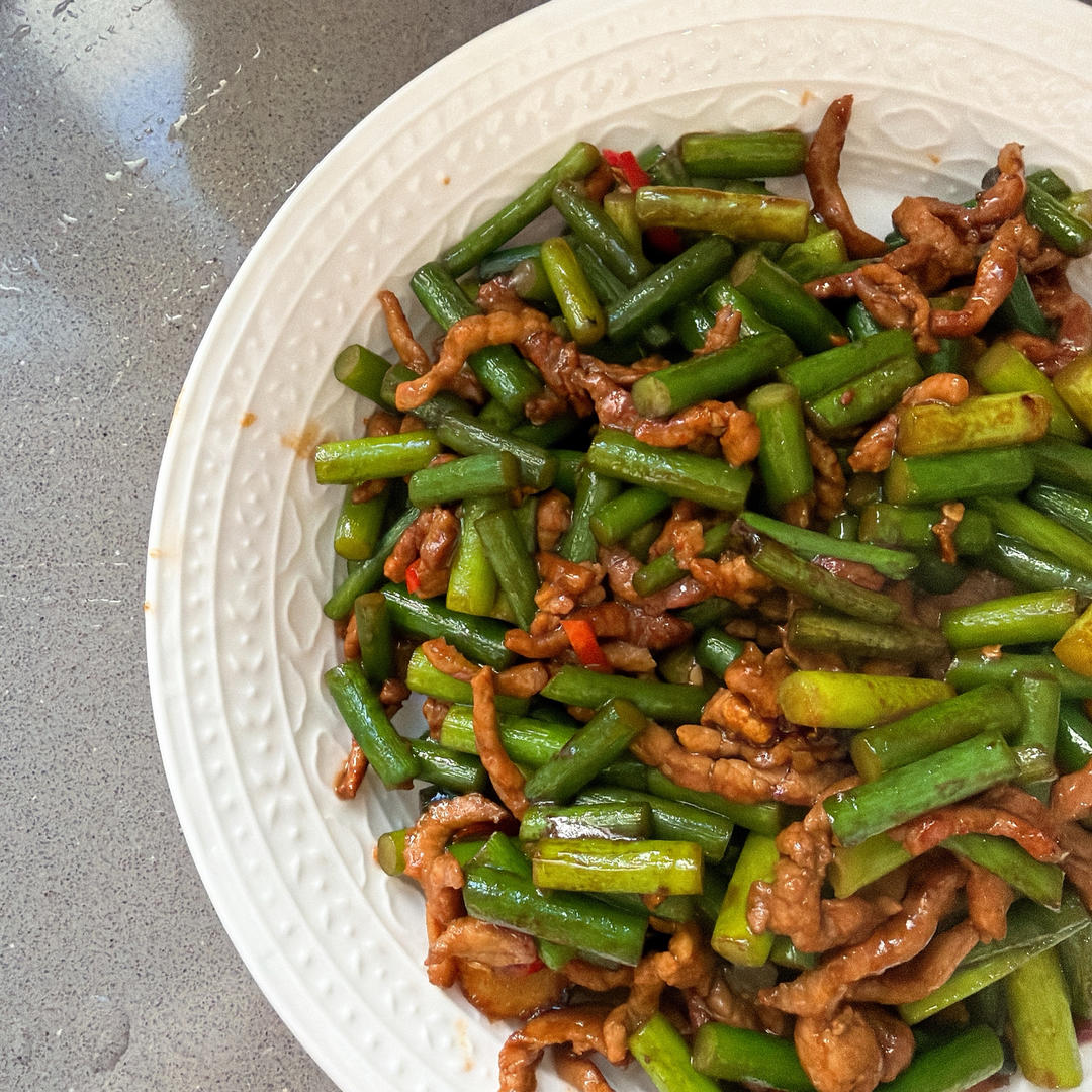 蒜苔炒肉末，三碗米饭都不够吃