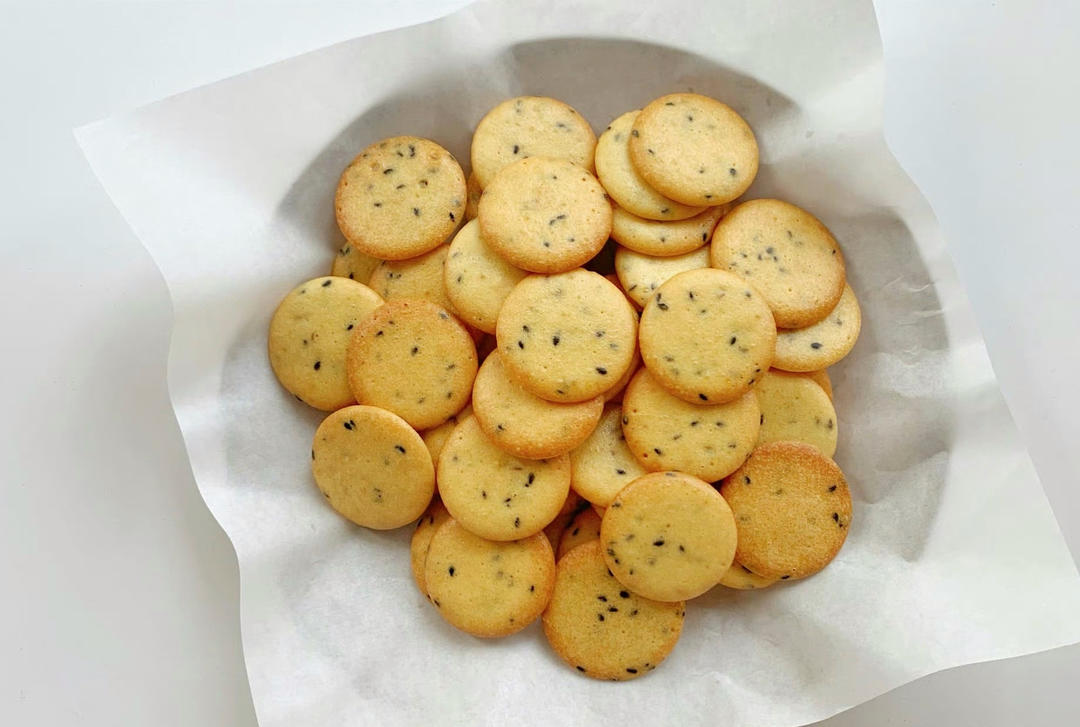 芝麻鸡蛋小饼干