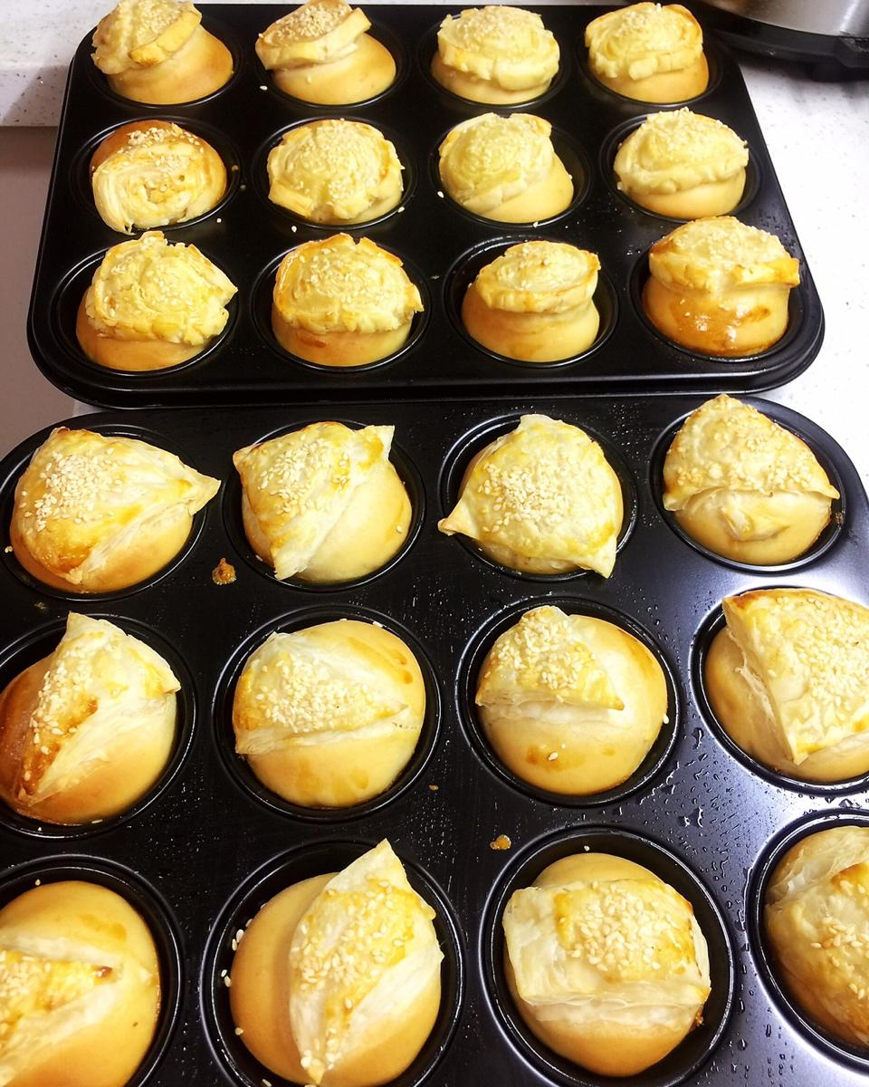 芝士肉松酥皮包（酥皮肉松面包）