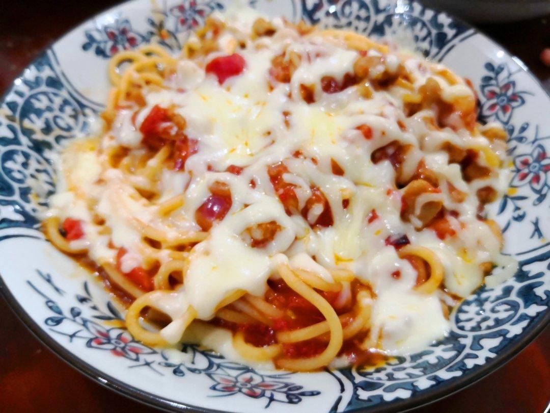 番茄肉酱意大利面