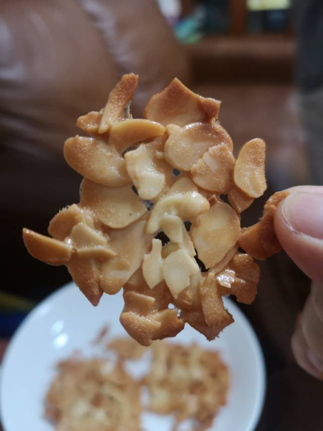 焦糖脆脆杏仁瓦片