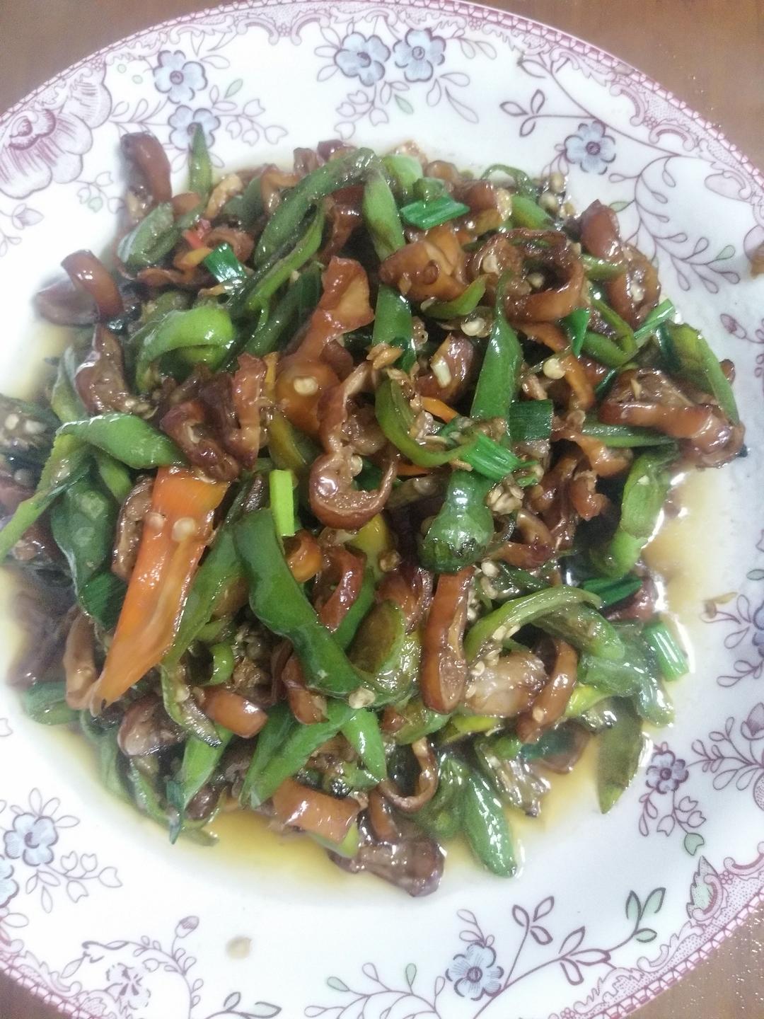 下饭菜:炒腊肠