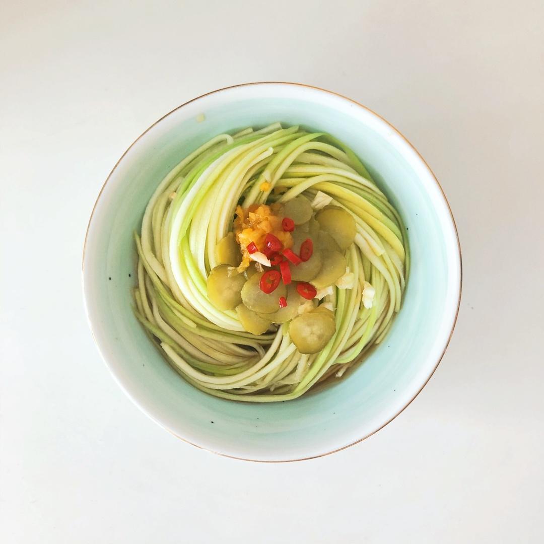 捞汁西葫芦