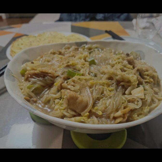 东北酸菜猪肉炖粉条