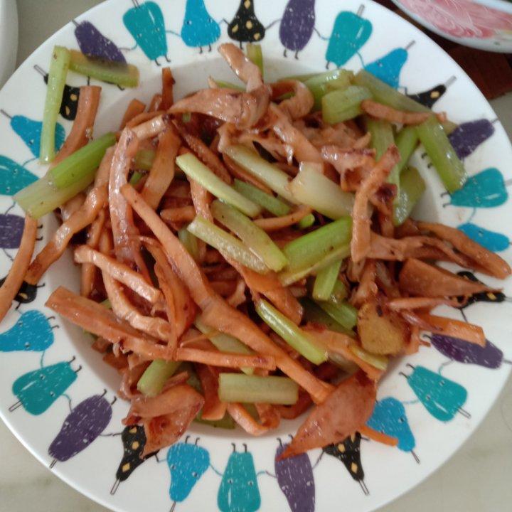 炒干尤鱼的窍门