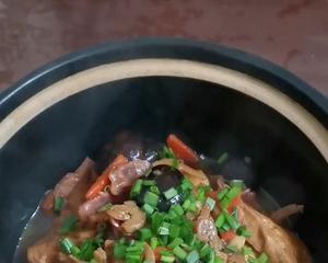 香菇虾米豆腐煲的做法 步骤2
