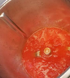 香浓番茄鱼块汤的做法 步骤2