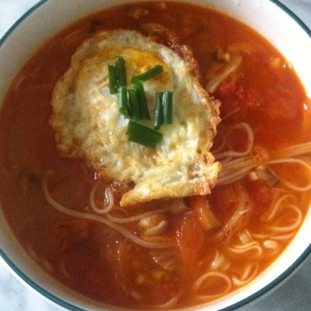 番茄泡菜面的做法