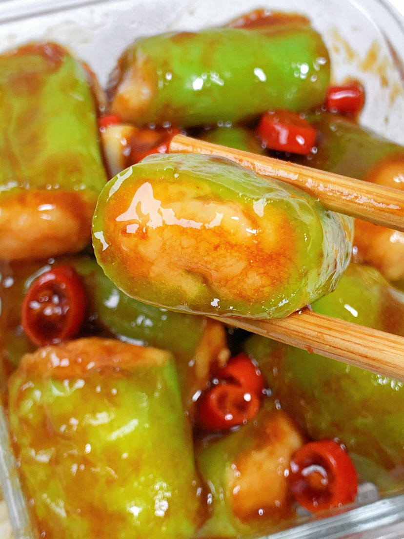 今日菜谱：青椒酿虾滑的做法