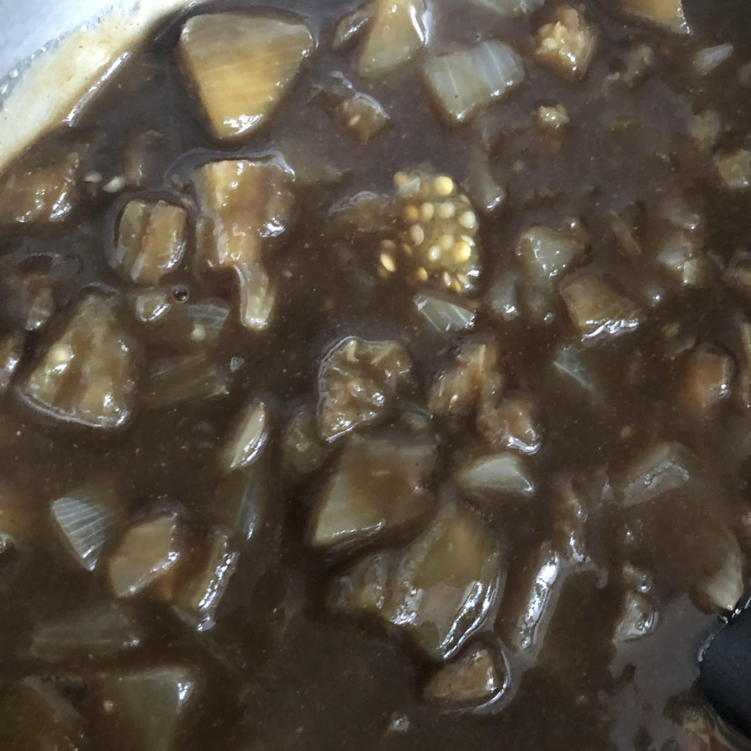 茄子鸡肉咖喱饭