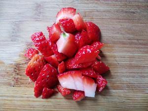酱爆草莓酸奶吐司的做法 步骤3