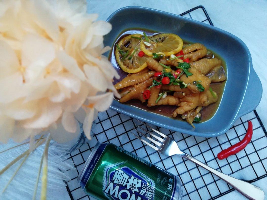 【酸辣无骨凤爪】