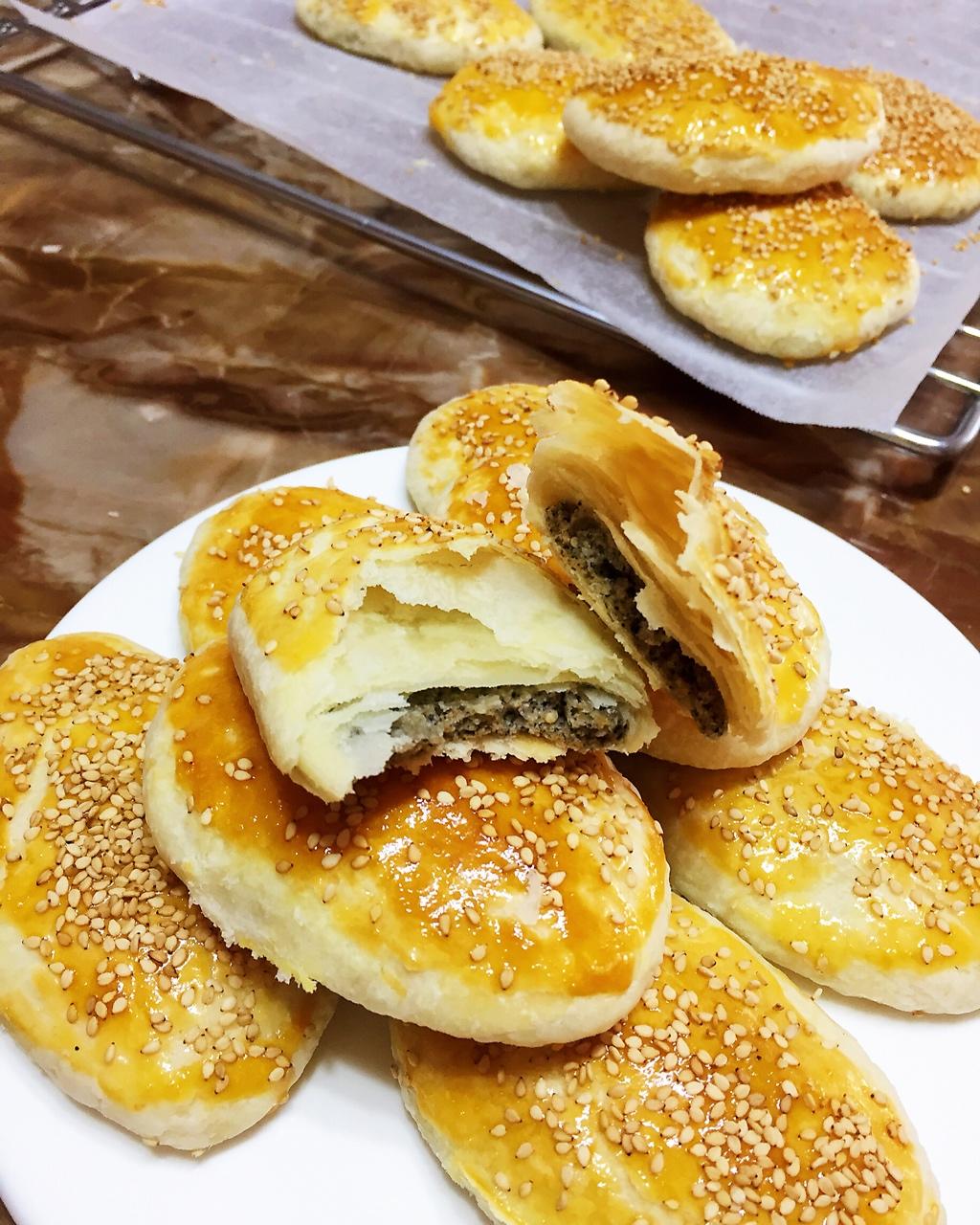 芝麻椒盐牛舌饼（北京小吃）