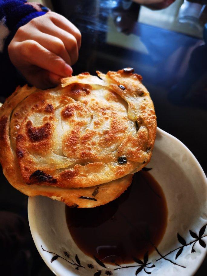 葱油饼（附外酥里嫩的技巧）