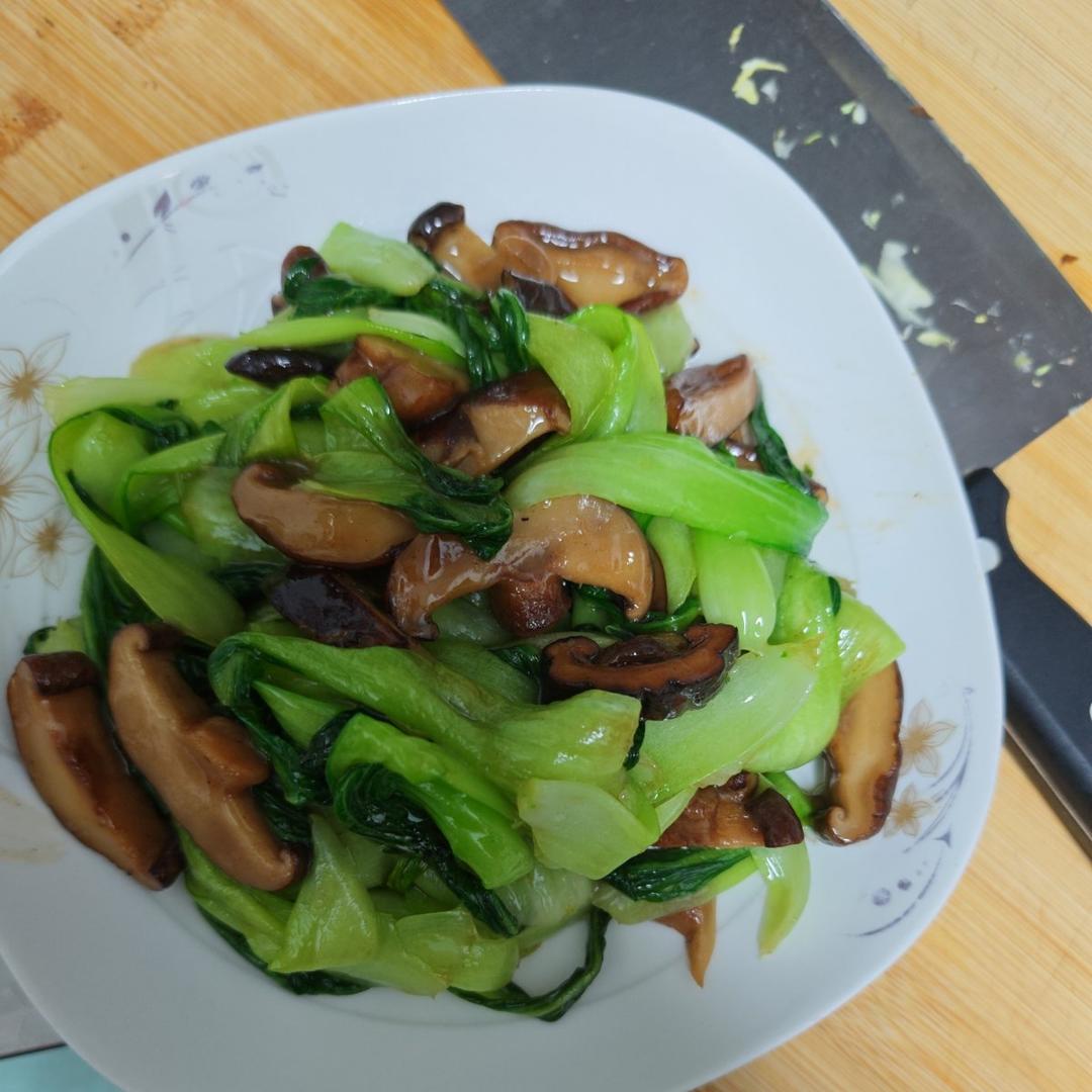 香菇油菜（简单快手）