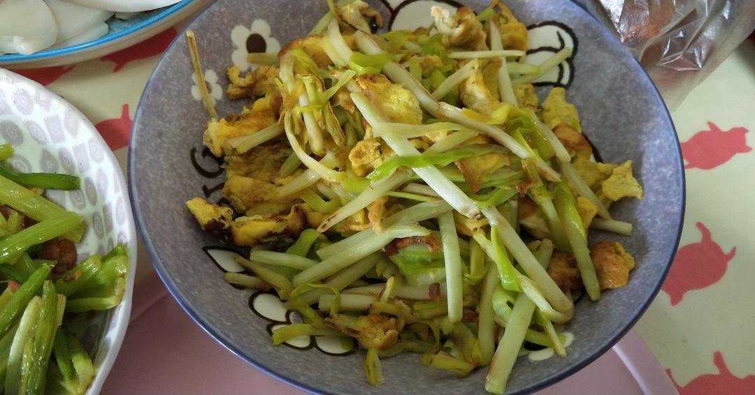 蒜黄炒蛋