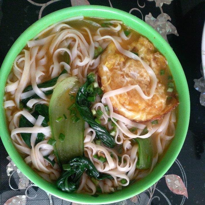青菜鸡蛋汤面